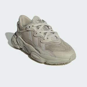 Adidas OZWEEGO